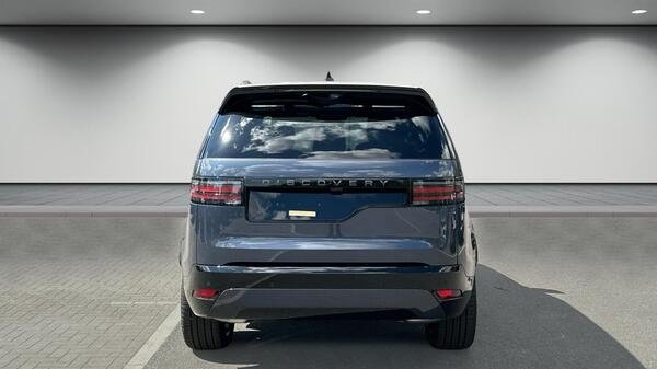 2026 Land Rover Discovery
