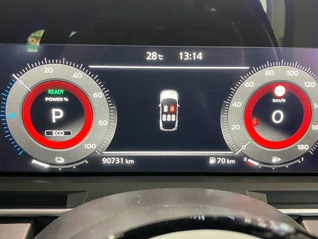 2022 Nissan AURA