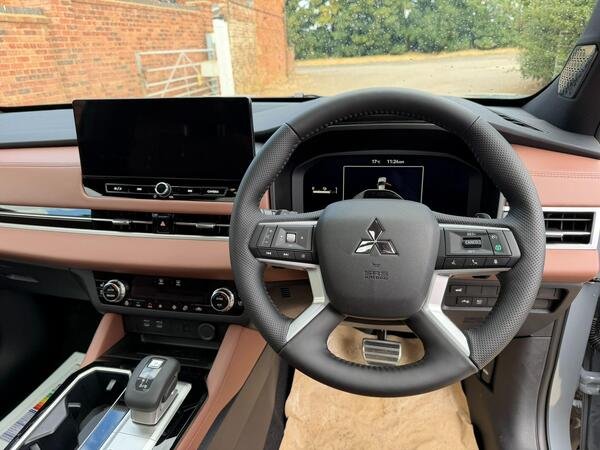 2026 Mitsubishi Outlander PHEV