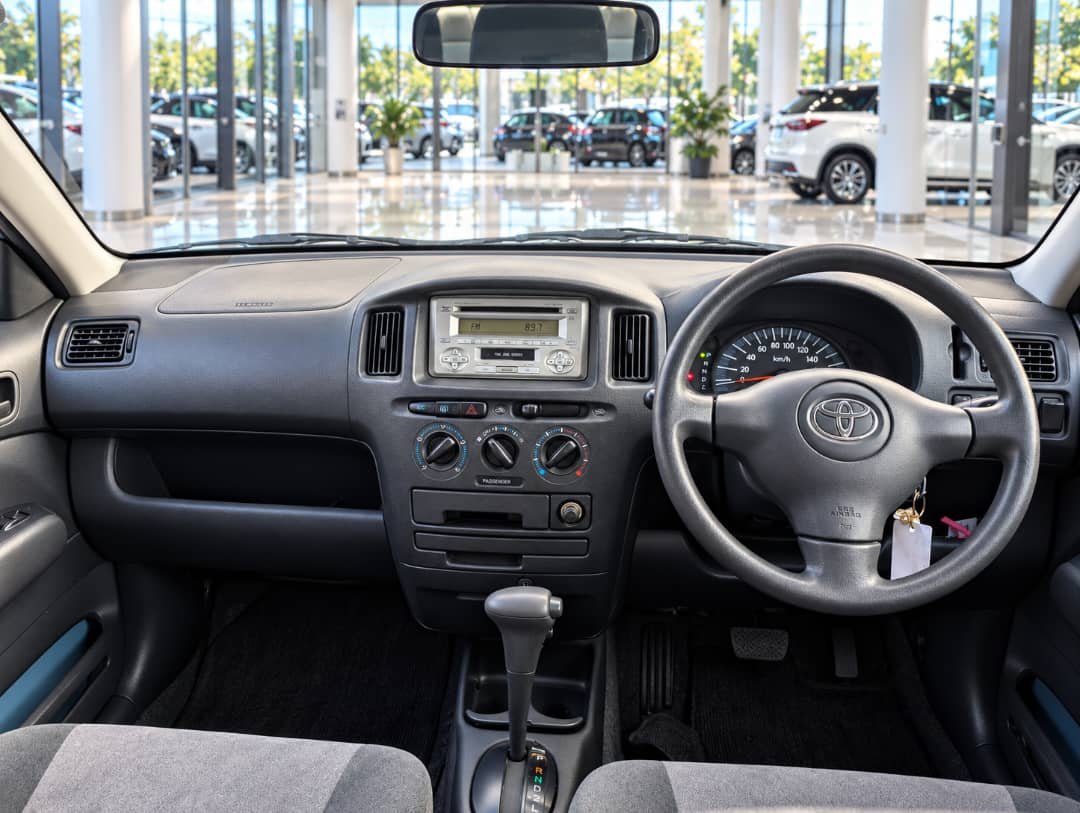 2003 Toyota SUCCEED