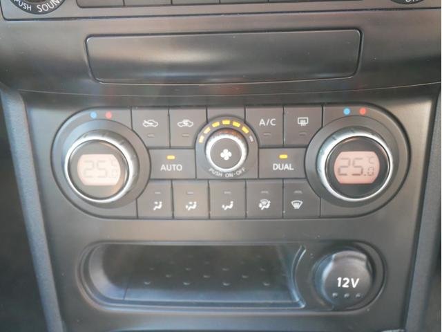 2013 Nissan DUALIS