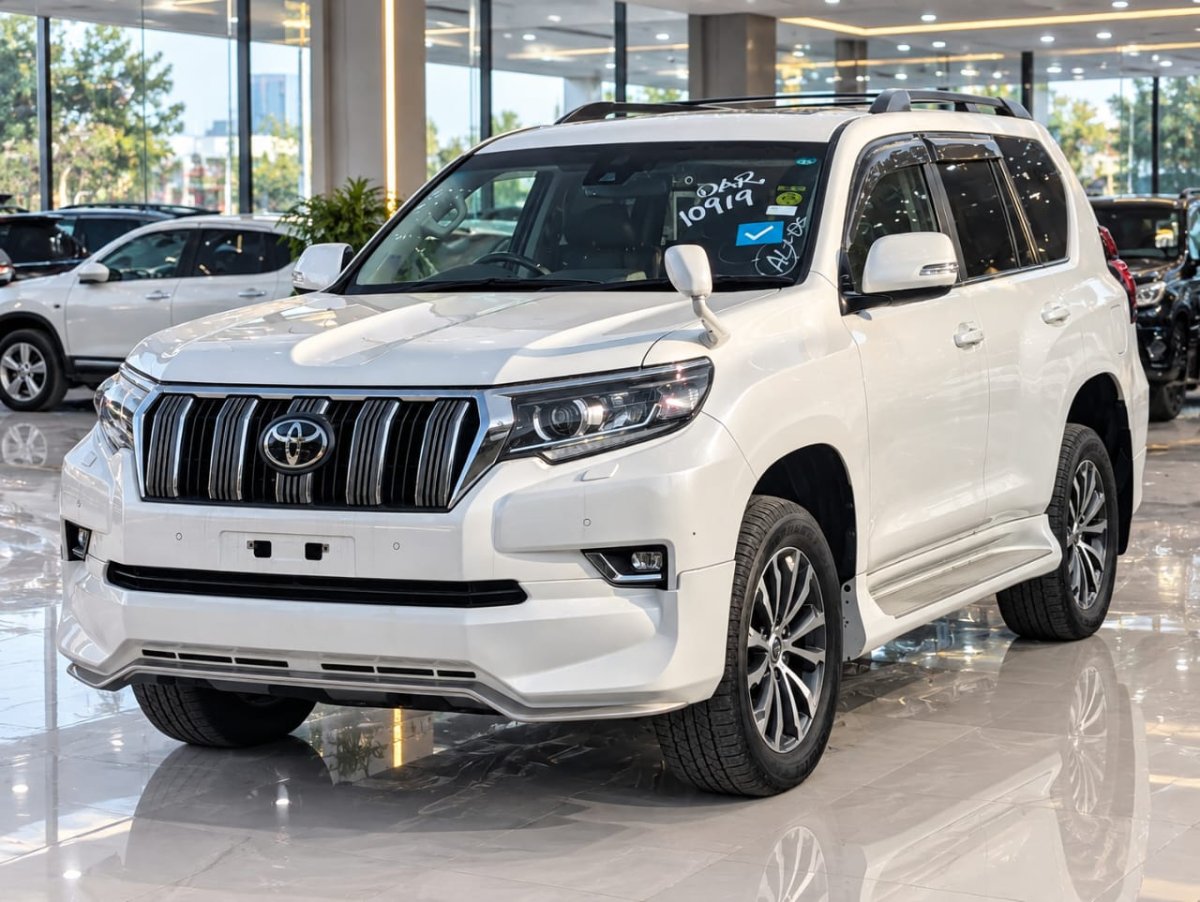 2021 Toyota LAND CRUISER PRADO