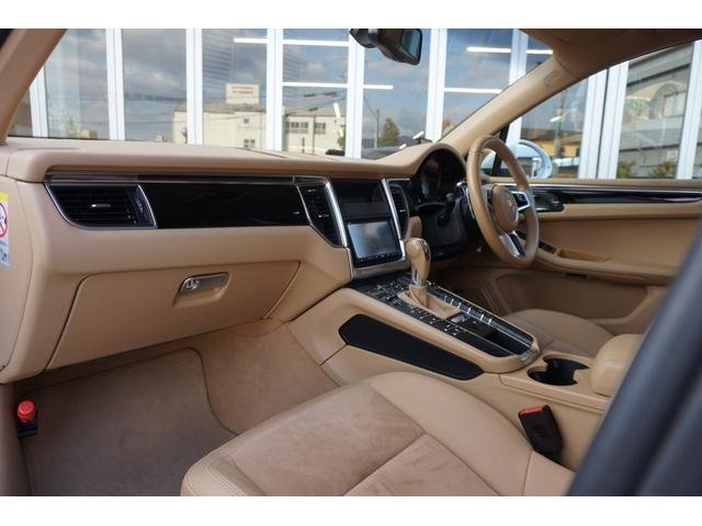 2015 Porsche Macan