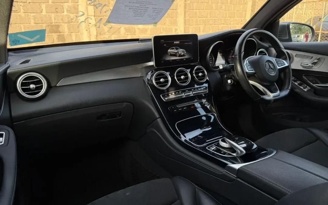 2017 Mercedes-Benz GLC