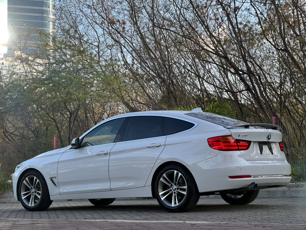 2013 BMW 3 Series