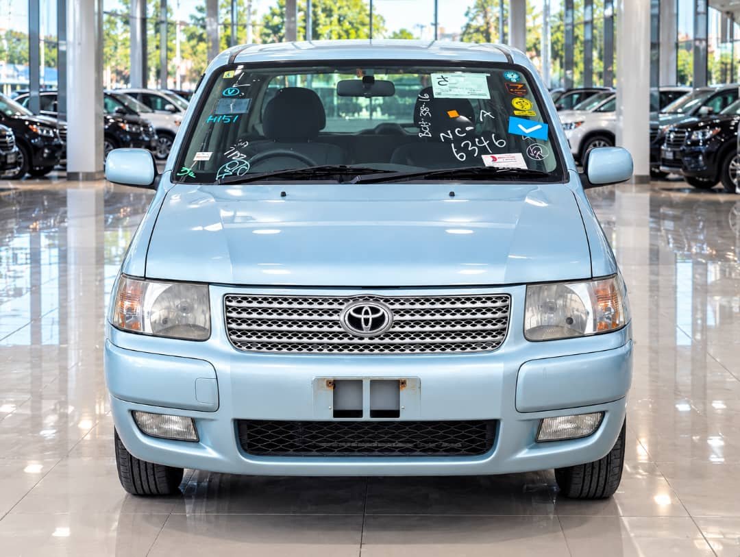2003 Toyota SUCCEED