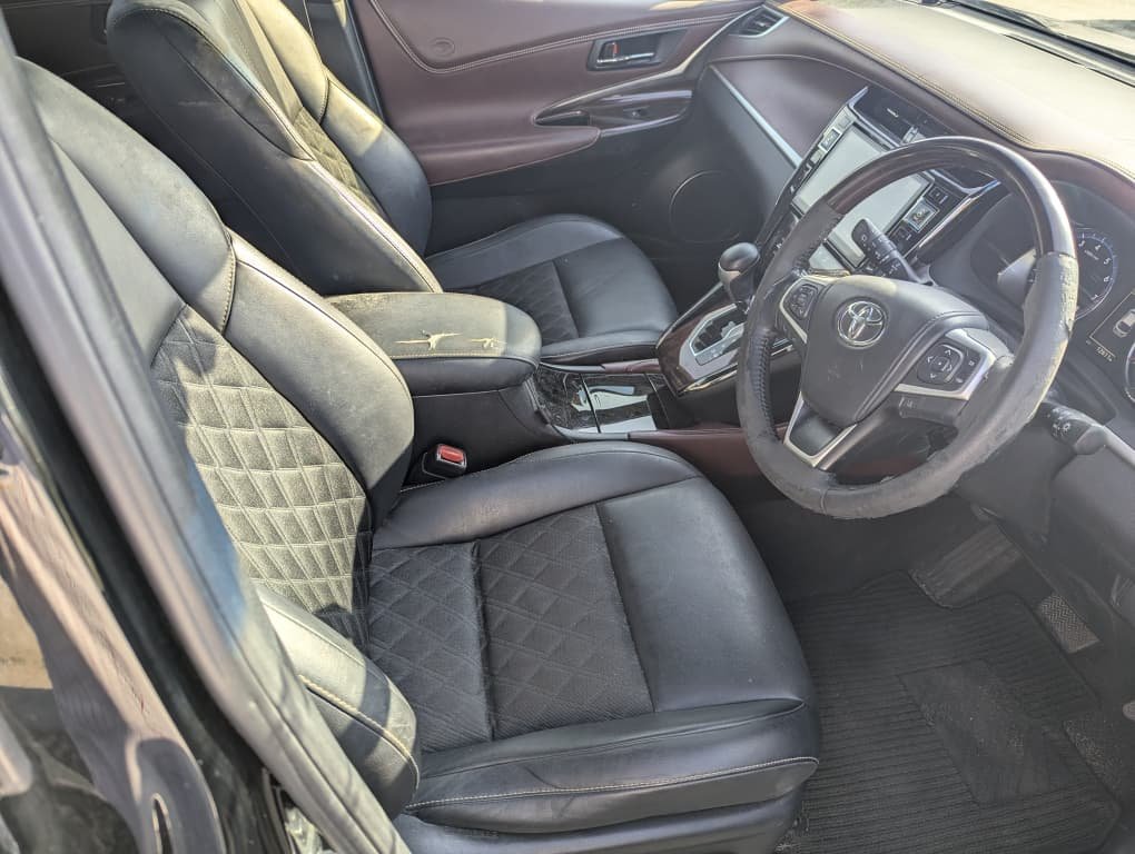2015 Toyota HARRIER