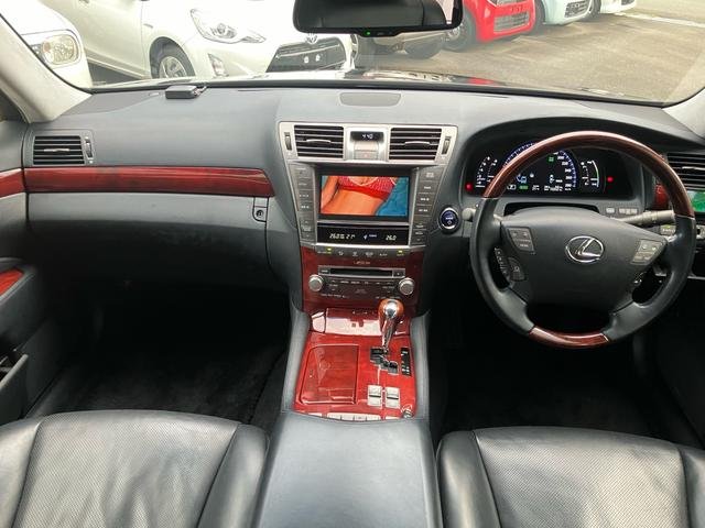 2011 Lexus LS