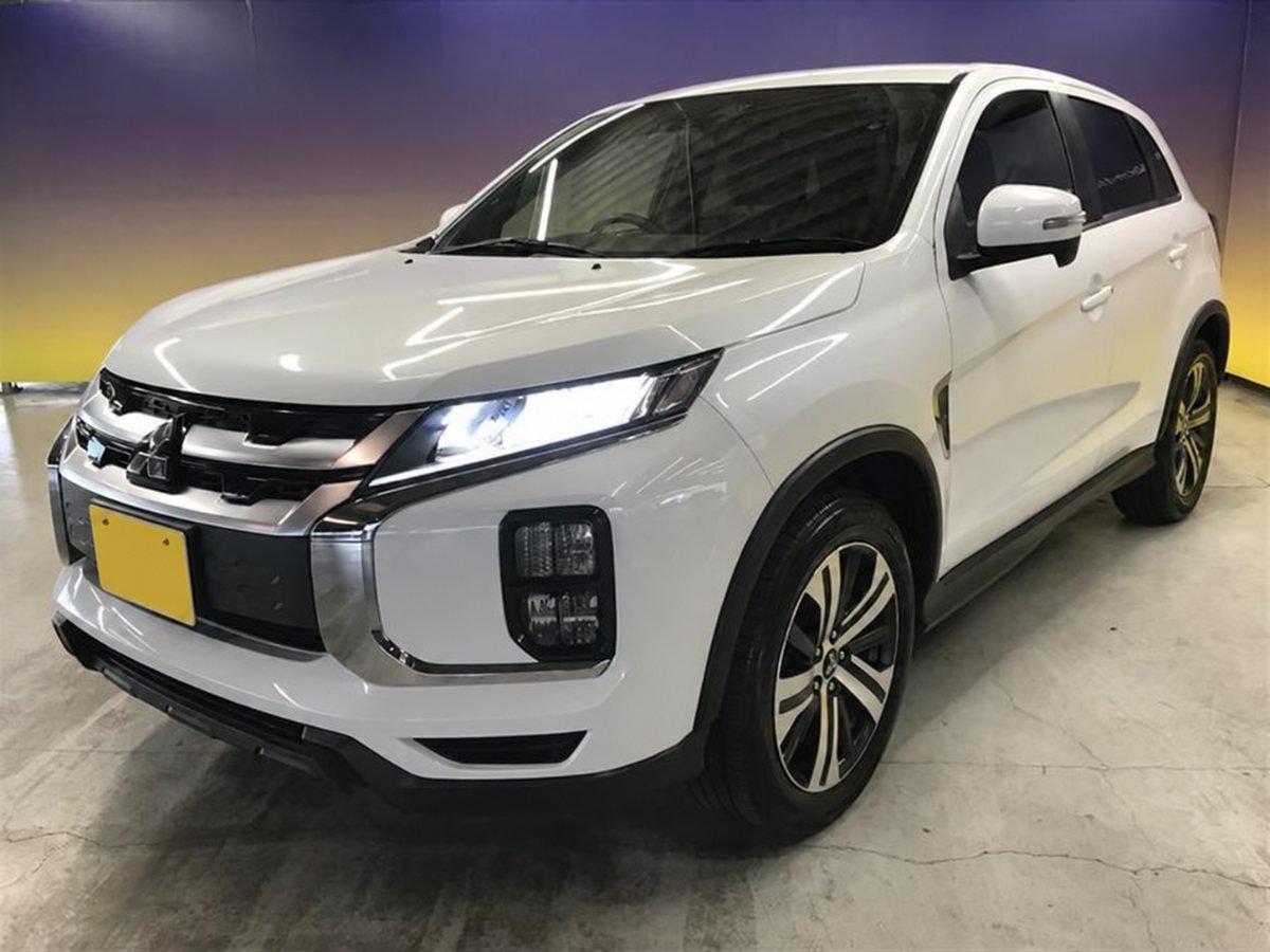 2020 Mitsubishi RVR