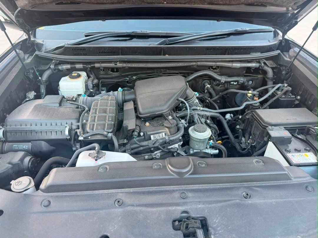 2023 Toyota LAND CRUISER PRADO