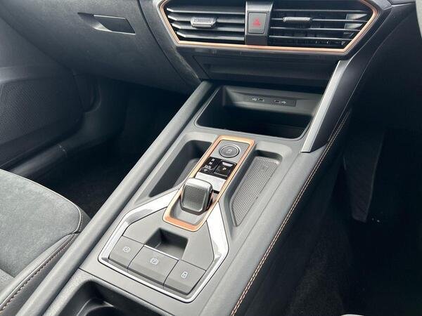 2026 CUPRA Leon