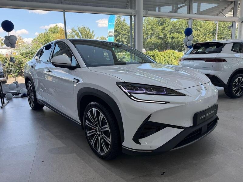 2025 BYD Sealion 7