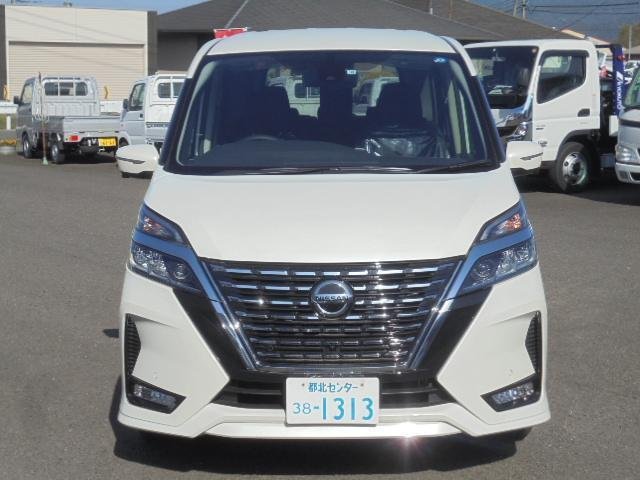 2022 Nissan SERENA
