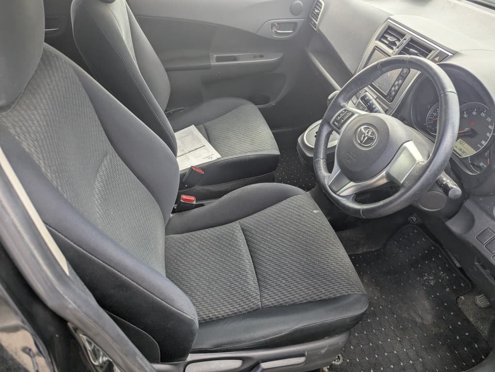 2011 Toyota RACTIS