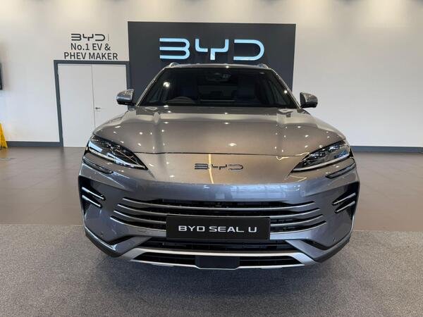 2025 BYD Seal U