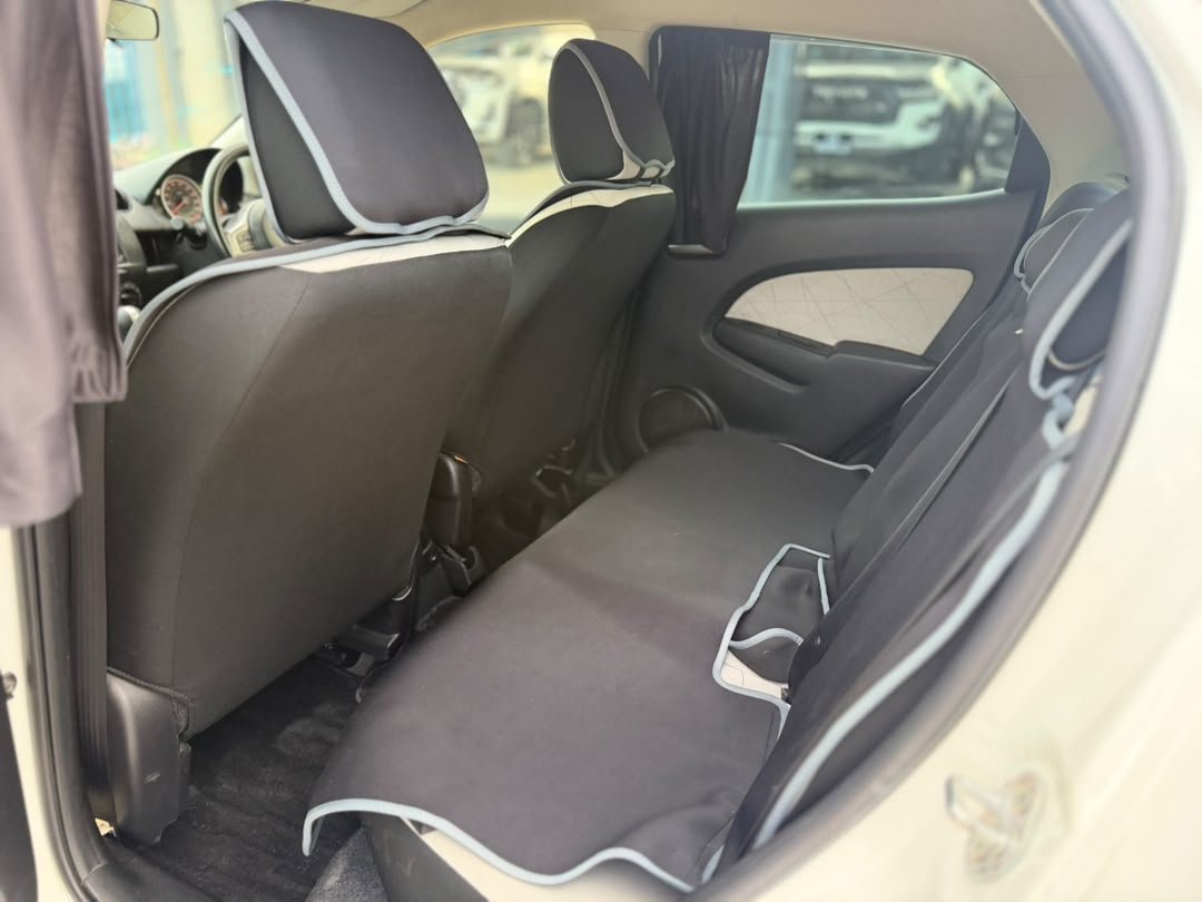 2013 Mazda DEMIO