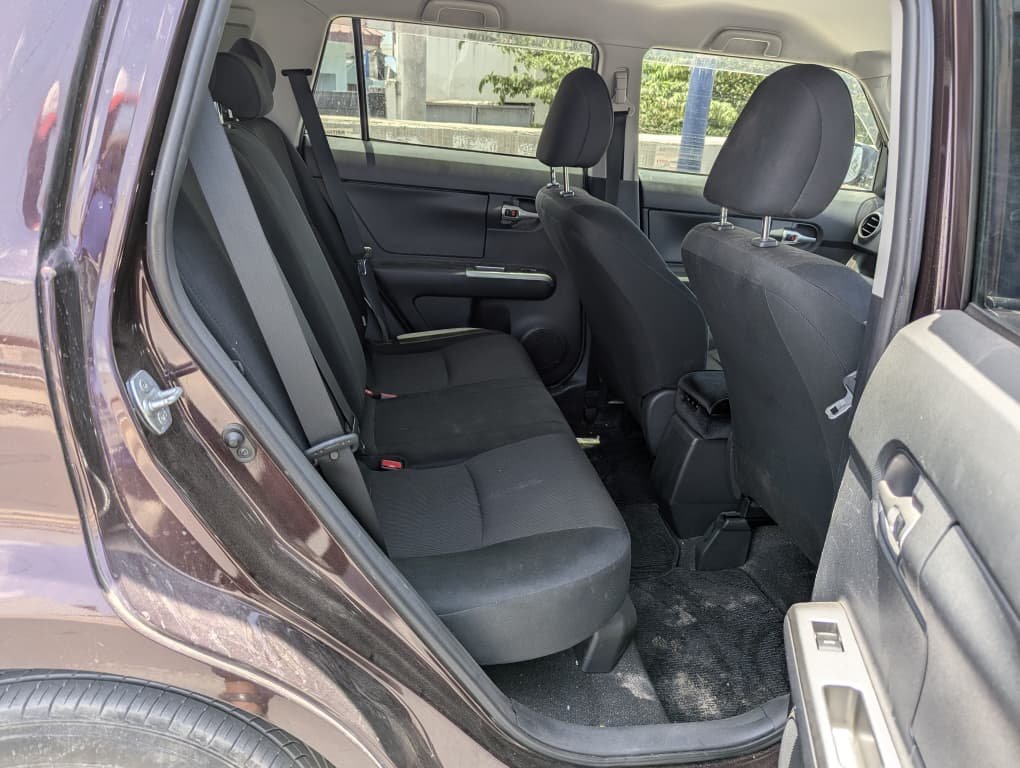 2010 Toyota RUMION