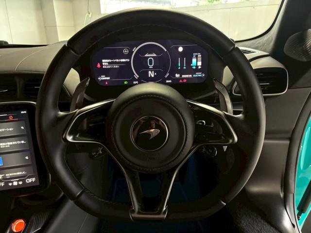 2024 McLaren Artura
