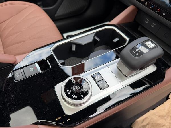 2026 Mitsubishi Outlander PHEV