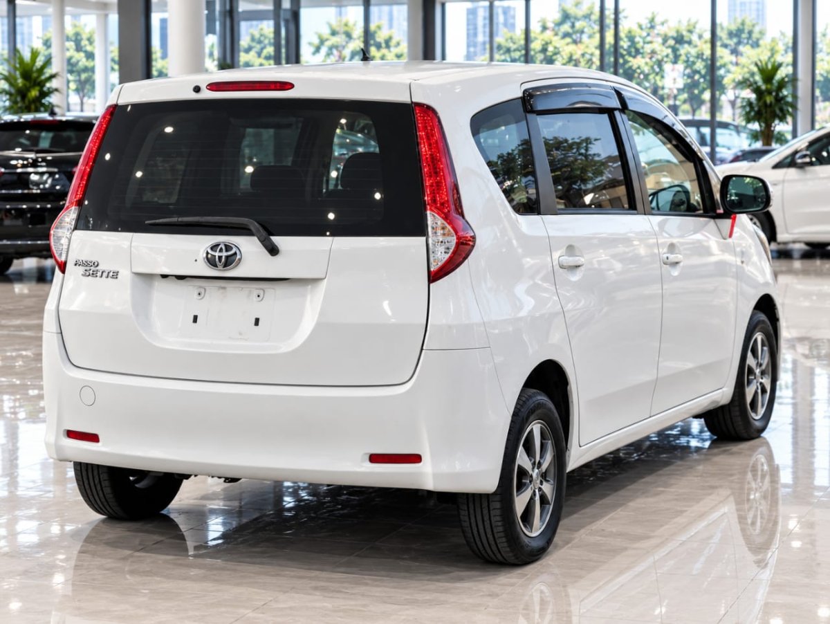 2008 Toyota PASSO SETTE