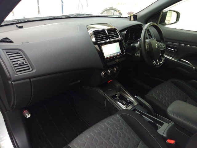 2019 Mitsubishi RVR