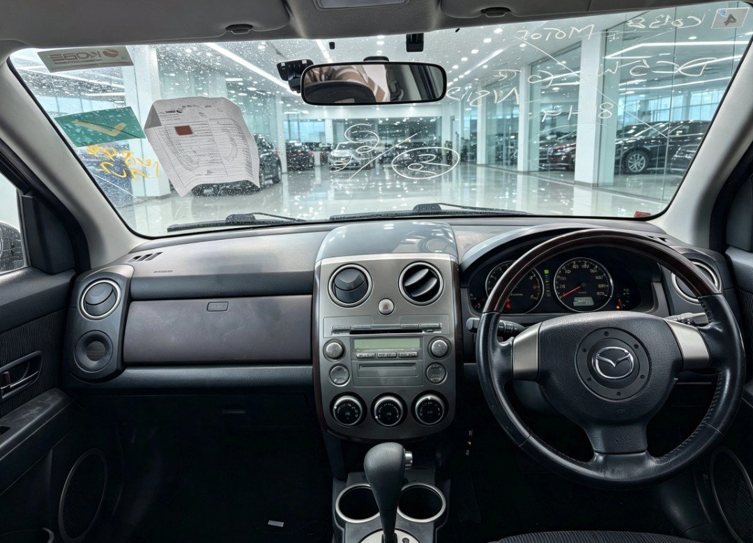 2007 Mazda Verisa