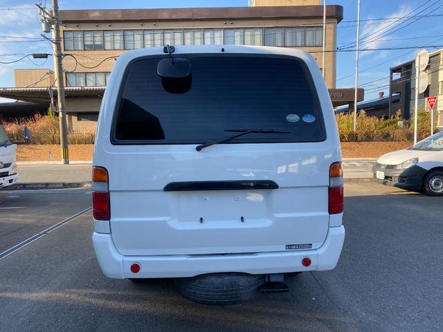 2016 Hino Dutro