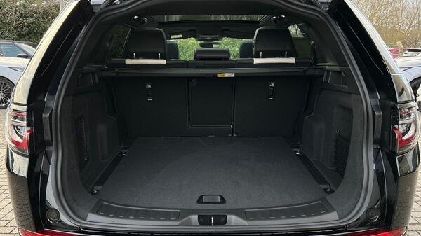2026 Land Rover Discovery Sport