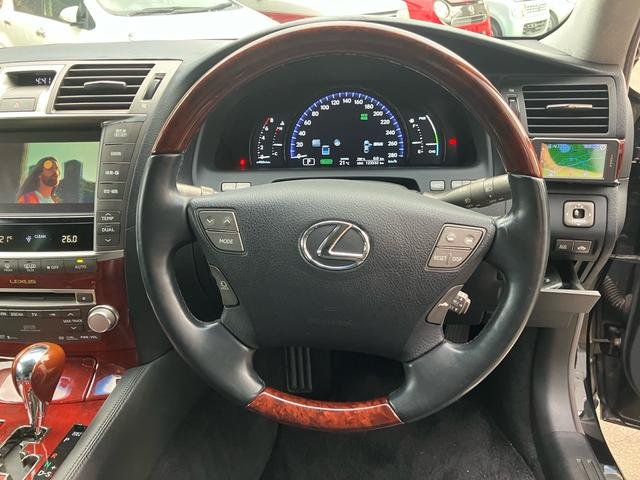 2011 Lexus LS