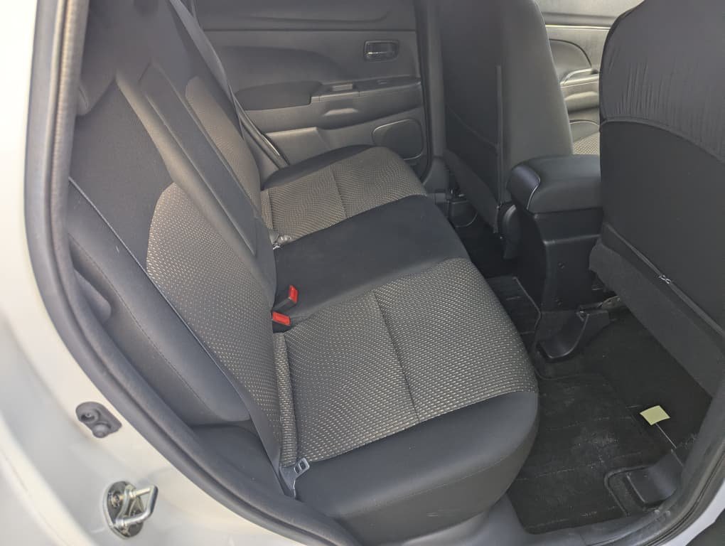 2013 Mitsubishi RVR