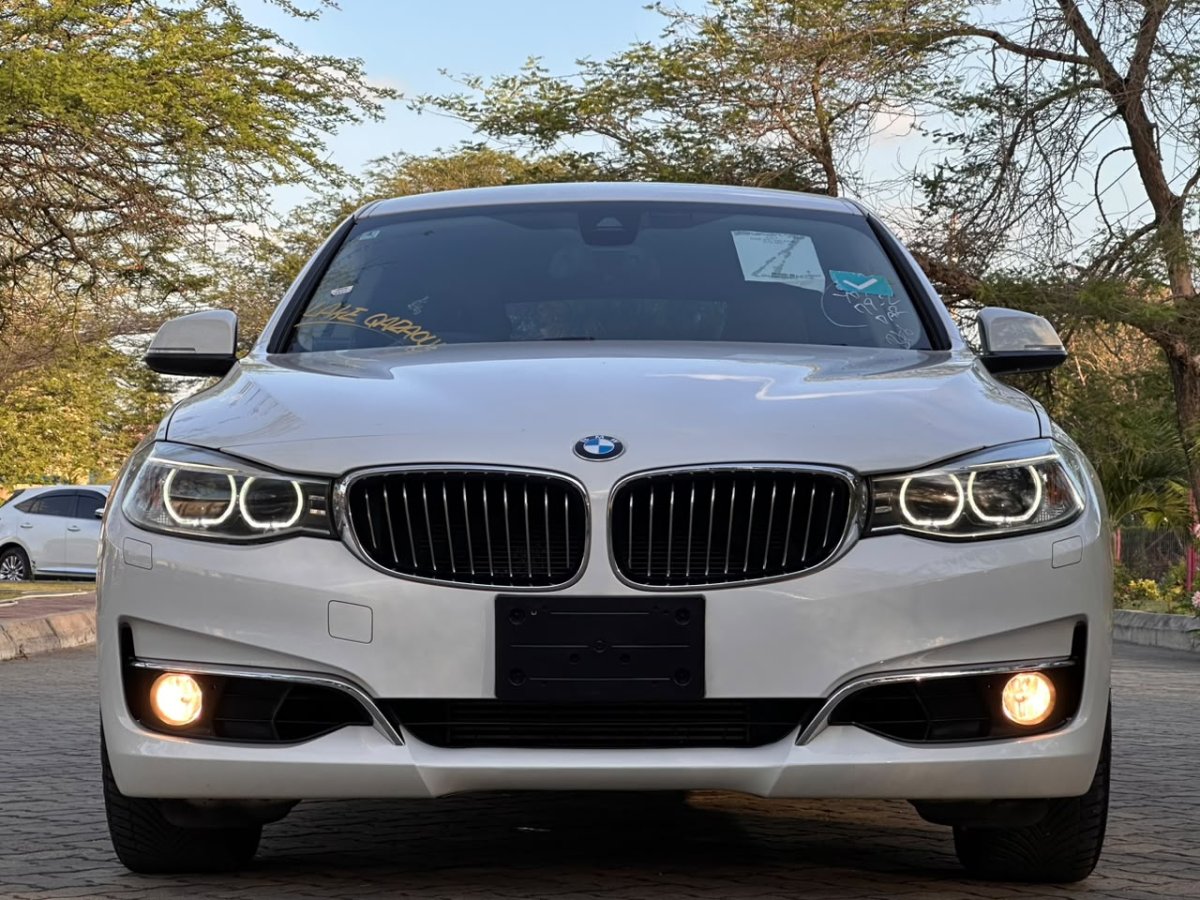 2013 BMW 3 Series