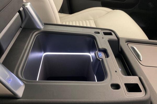 2026 Land Rover Discovery