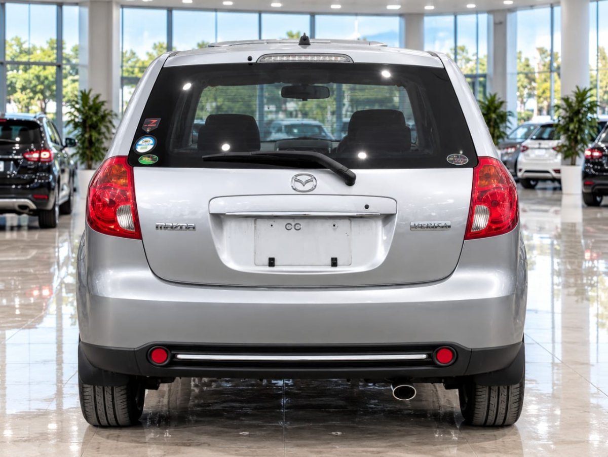 2009 Mazda Verisa
