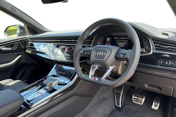 2026 Audi Q8